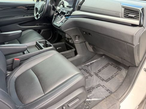 Used 2022 Honda Odyssey Touring image 14