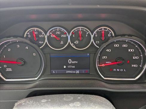 Used 2022 Chevrolet Silverado 2500 LT w/ Convenience Package image 14