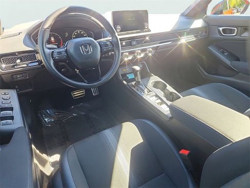 Used 2023 Honda Civic Sport image 11