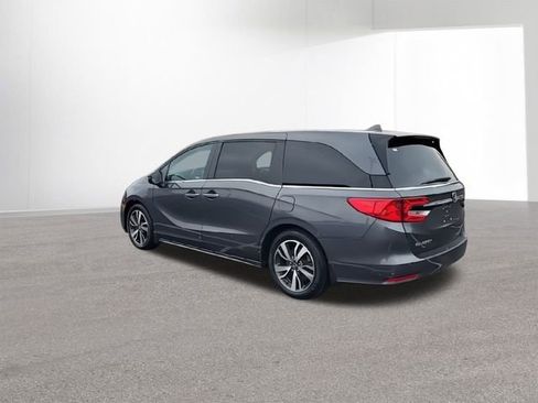 Used 2023 Honda Odyssey Touring image 6