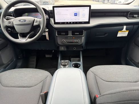 New 2026 Ford Maverick XL image 18