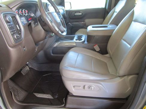 Used 2019 Chevrolet Silverado 1500 LTZ image 29