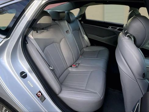 Used 2017 Genesis G80 3.8 w/ Option Group 03 image 27