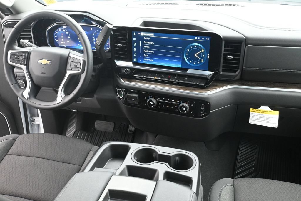 Used 2026 Chevrolet Silverado 1500 LT AWD/4WD image 14