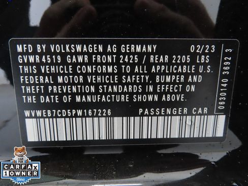 Certified 2023 Volkswagen Golf R image 30