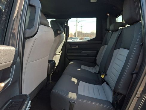 Used 2024 Toyota Tacoma TRD Off-Road w/ TRD Off Road Upgrade Package image 10