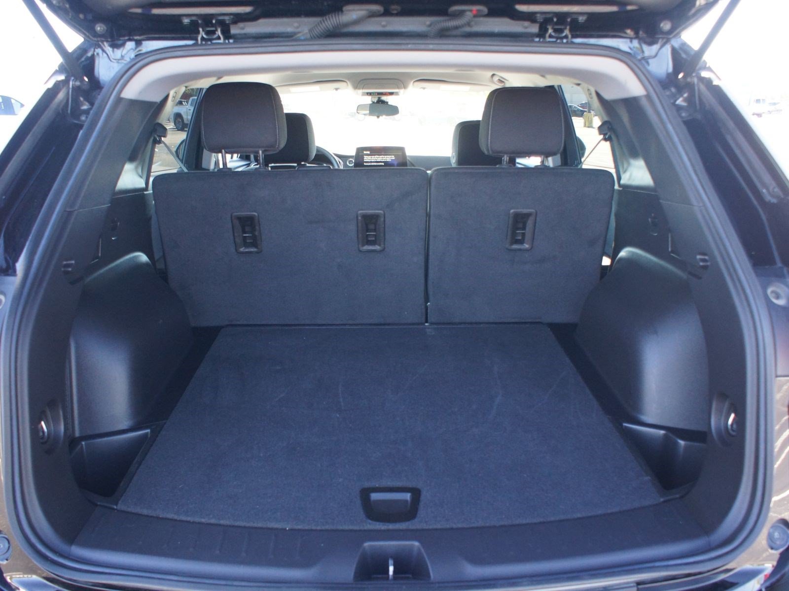 Used 2025 Chevrolet Blazer LT FWD image 16