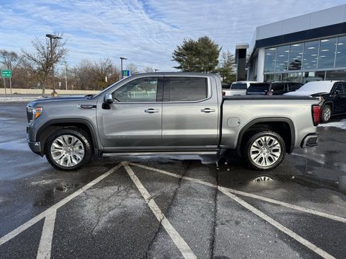 Used 2022 GMC Sierra 1500 Denali w/ Denali Premium Package image 2