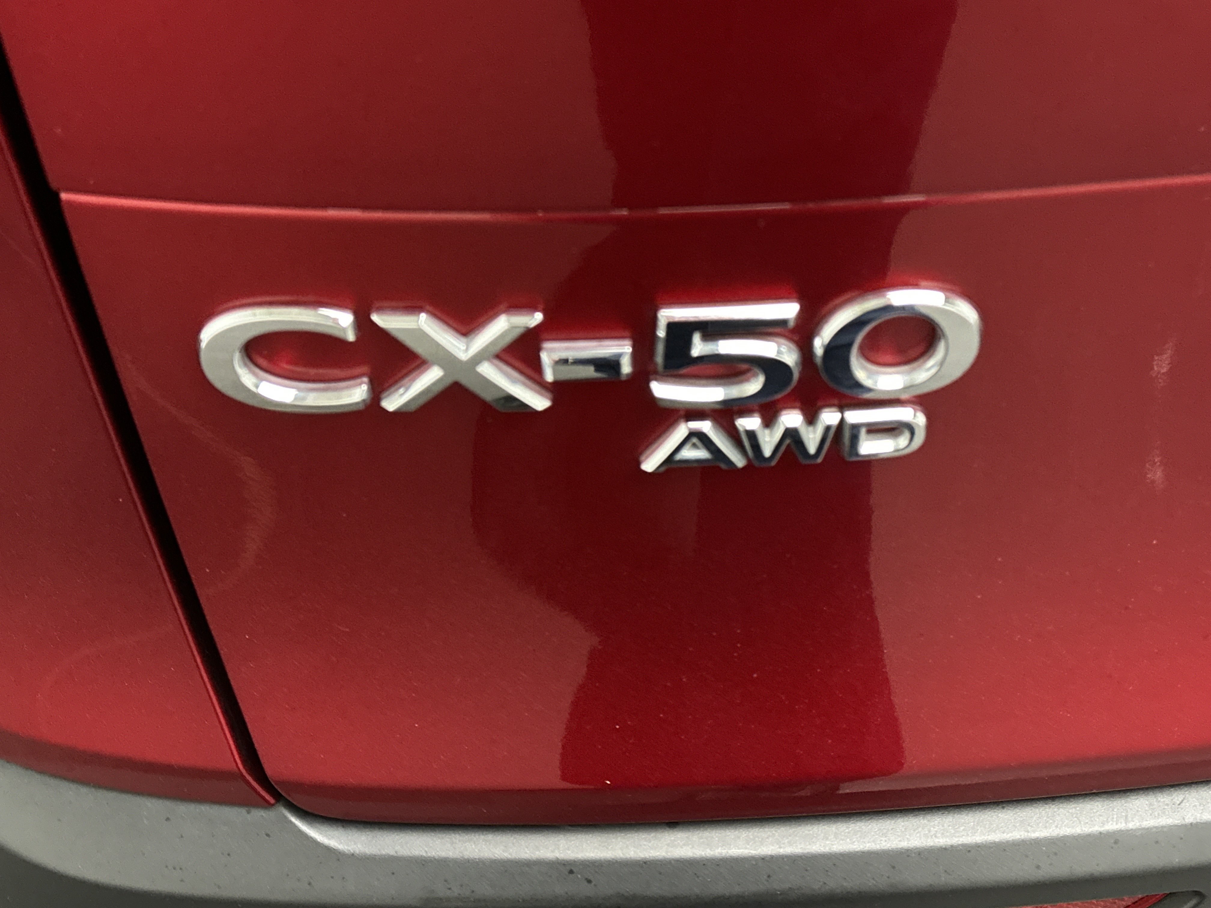 Used 2025 MAZDA CX-50 AWD 2.5 S w/ Preferred Package image 12