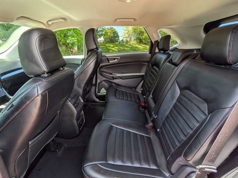 Used 2023 Ford Edge SEL AWD/4WD image 29
