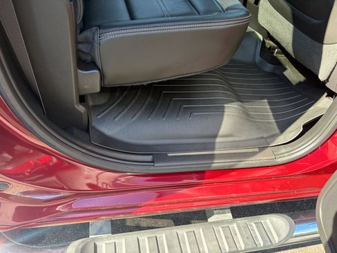 Used 2015 GMC Sierra 2500 Denali w/ Suspension Package, Off-Road image 41