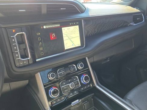 Used 2024 GMC Yukon Denali w/ Advanced Technology Package AWD/4WD image 73