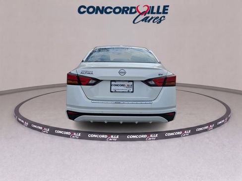Certified 2023 Nissan Altima 2.5 SV FWD image 6