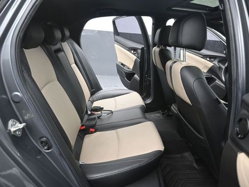 Used 2017 Honda Civic EX-L image 2