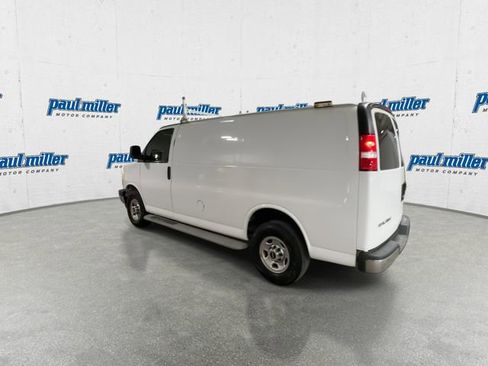 Used 2020 GMC Savana 2500 w/ Driver Convenience Package RWD image 8