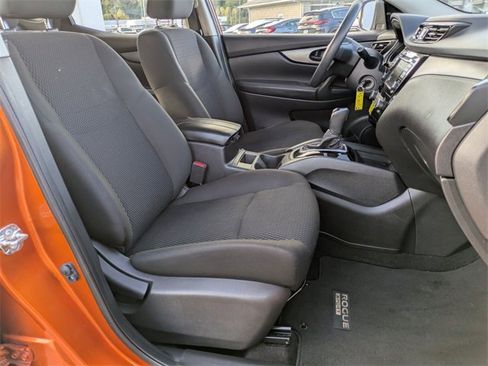 Used 2021 Nissan Rogue Sport S image 22