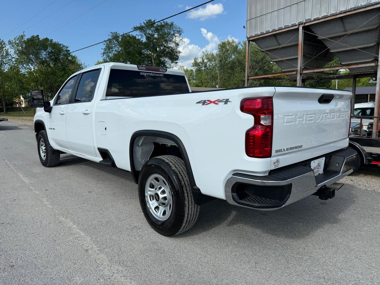 Used 2023 Chevrolet Silverado 2500 LT w/ Snow Plow Prep/Camper Package AWD/4WD image 3