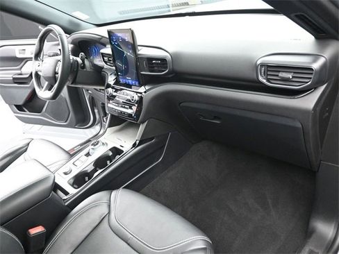Certified 2021 Ford Explorer ST w/ ST Street Pack image 26