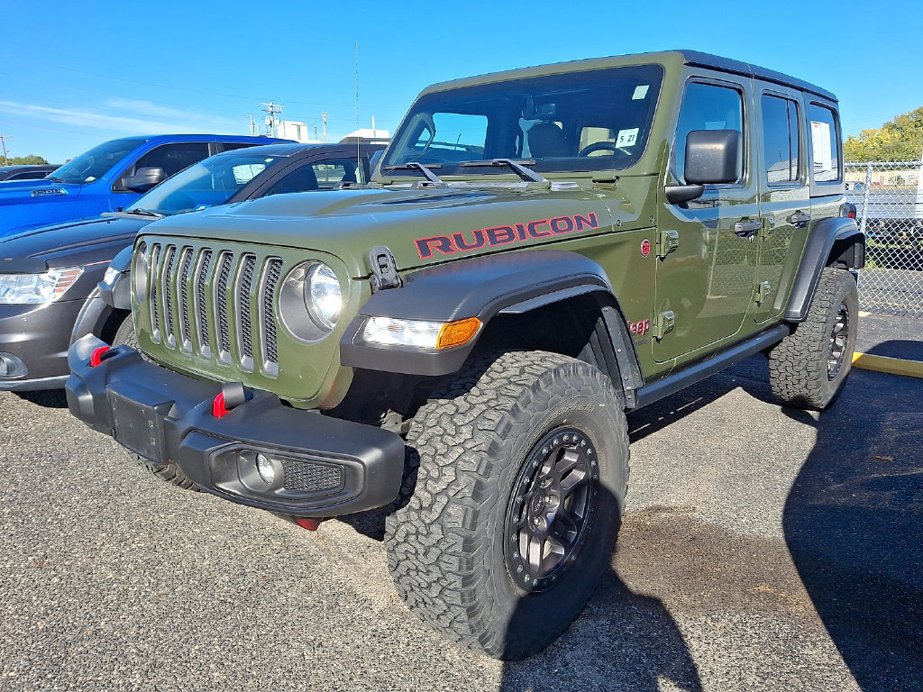 Used 2022 Jeep Wrangler Unlimited Rubicon w/ Xtreme Recon 35" Tire Package AWD/4WD image 3