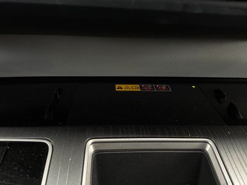 Used 2026 Toyota Sienna XLE FWD image 31