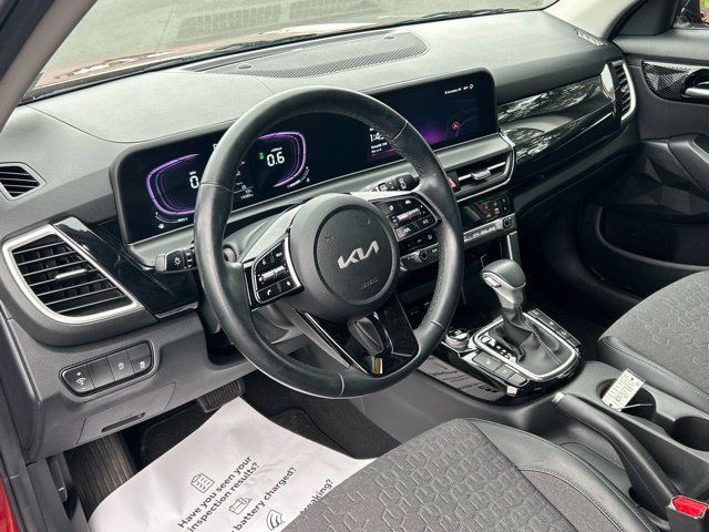 Used 2025 Kia Seltos S AWD/4WD image 24