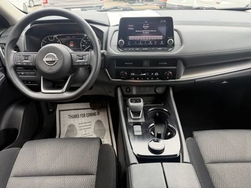 Used 2024 Nissan Rogue SV AWD/4WD image 14