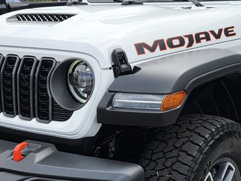 New 2026 Jeep Gladiator Mojave AWD/4WD image 8