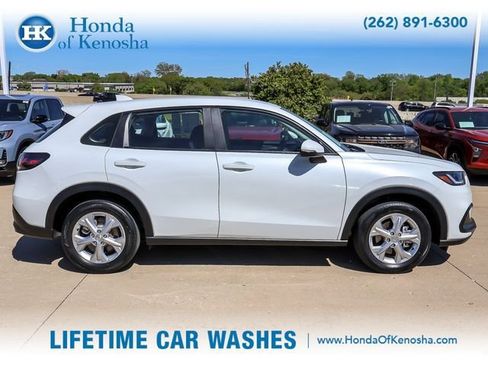 Used 2023 Honda HR-V LX image 6