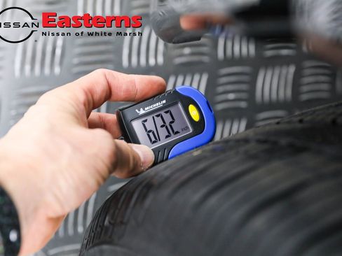 Used 2023 Nissan Ariya FWD image 28