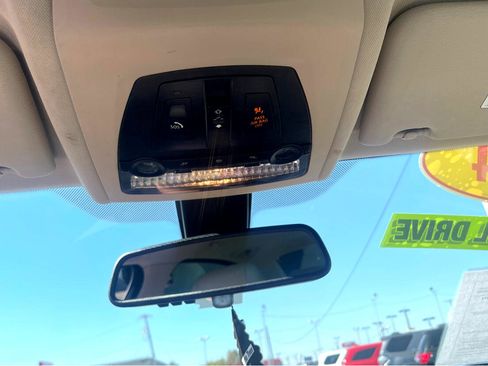 Used 2014 BMW 528i xDrive Sedan image 23