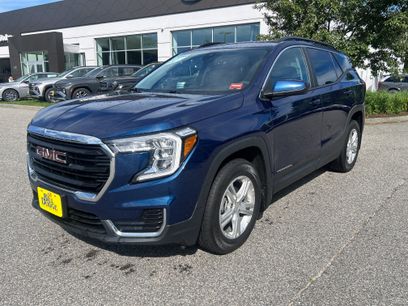 Used 2022 GMC Terrain SLE w/ Driver Convenience Package