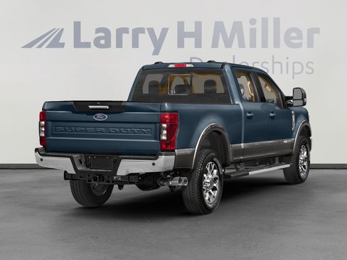 Used 2022 Ford F250 Lariat w/ Tremor Off-Road Package AWD/4WD image 5
