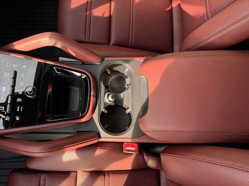 New 2026 Porsche Cayenne E-Hybrid image 18