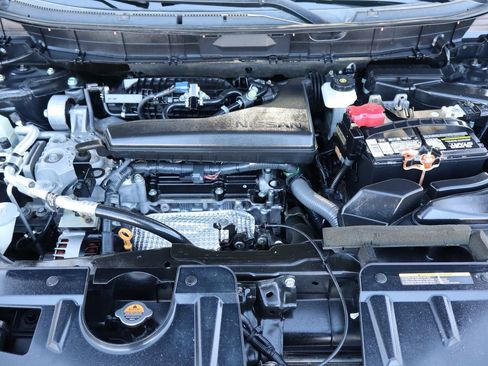 Used 2018 Nissan Rogue SL w/ Premium Package AWD/4WD image 40