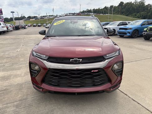 Used 2023 Chevrolet TrailBlazer RS w/ Convenience Package AWD/4WD image 7