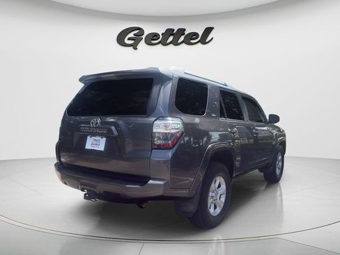 Used 2017 Toyota 4Runner SR5 Premium RWD image 5