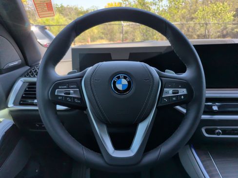 Certified 2026 BMW X5 xDrive50e w/ Executive Package AWD/4WD image 24