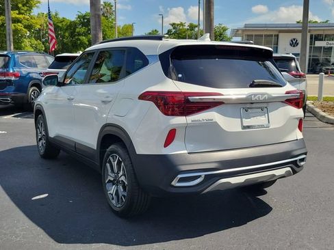 Used 2023 Kia Seltos EX AWD/4WD image 6