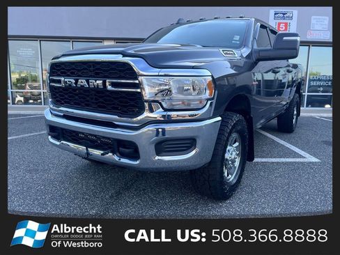 Used 2024 RAM 2500 Tradesman w/ Chrome Appearance Group AWD/4WD image 1