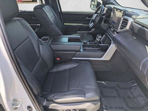 Used 2024 Toyota Tundra Platinum AWD/4WD image 22
