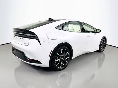 New 2026 Toyota Prius Plug-In Hybrid image 3