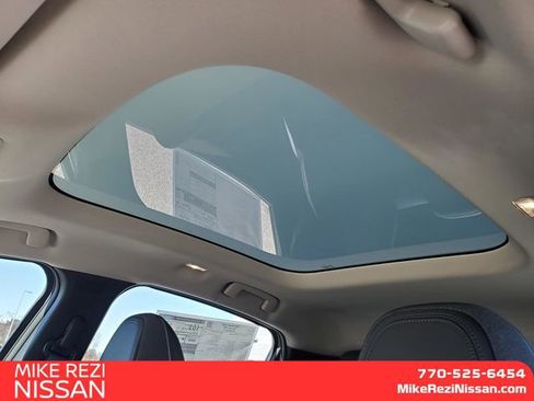 New 2026 Nissan Leaf Platinum+ w/ Cargo Package (Platinum+) FWD image 14