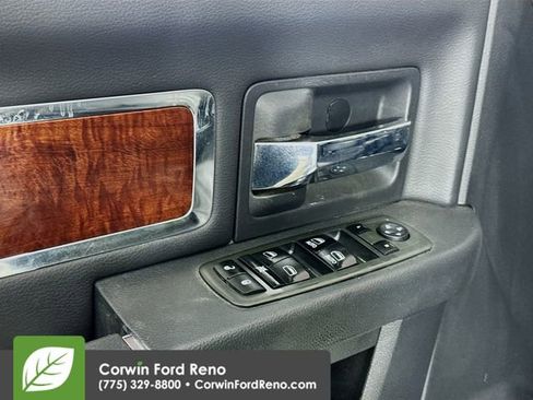 Used 2012 RAM 2500 Laramie w/ Cold Weather Group image 17