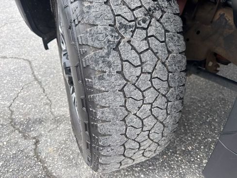 Used 2025 GMC Sierra 3500 Denali w/ Denali Reserve Package image 36