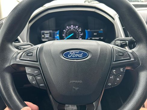 Used 2022 Ford Edge SE w/ Black Appearance Package AWD/4WD image 10