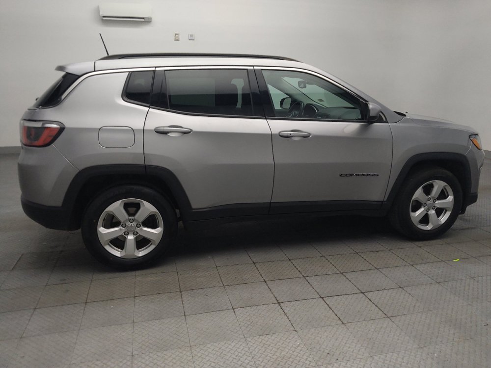Used 2020 Jeep Compass Latitude FWD image 10