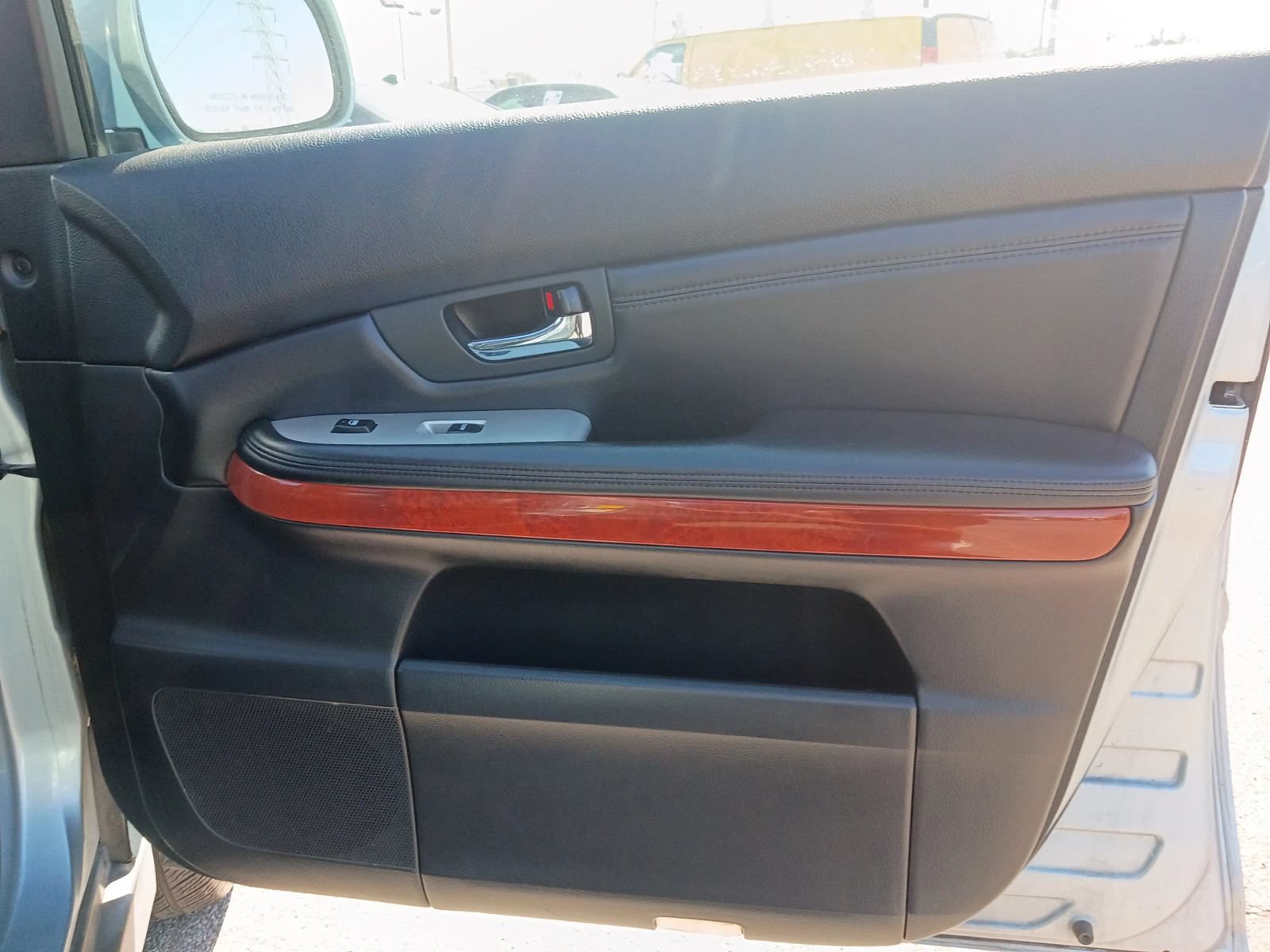 Used 2004 Lexus RX 330 AWD image 21