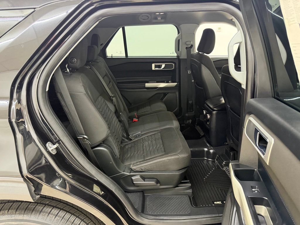 Used 2020 Ford Explorer XLT w/ Comfort Package AWD/4WD image 15
