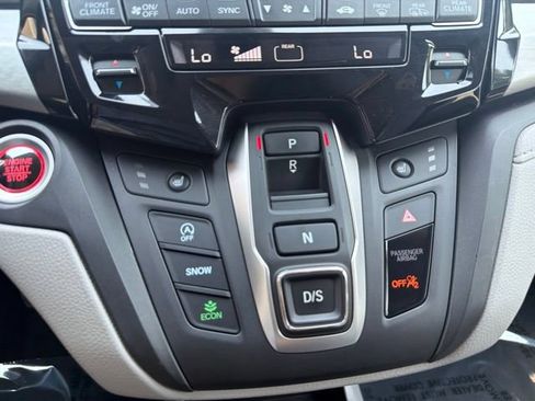 Used 2024 Honda Odyssey EX-L image 17