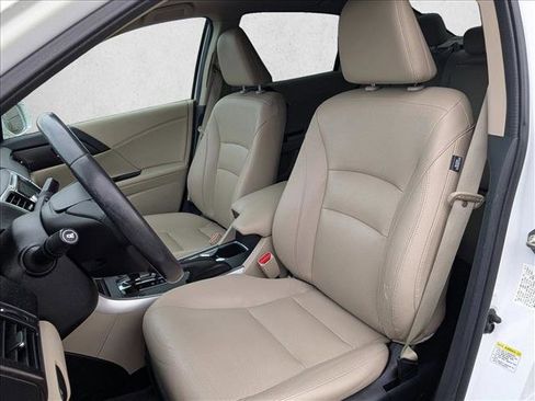 Used 2015 Honda Accord EX-L image 16